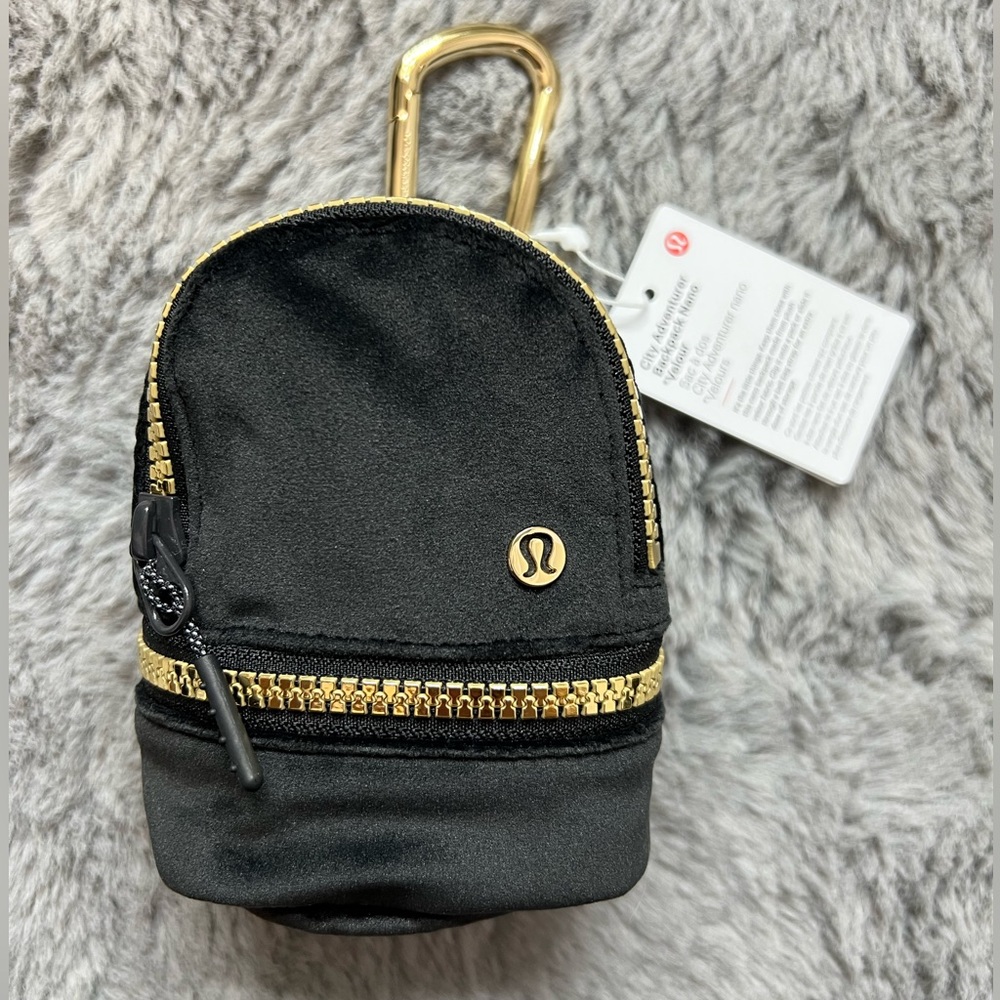 Lululemon City Adventure Backpack Nano Velour